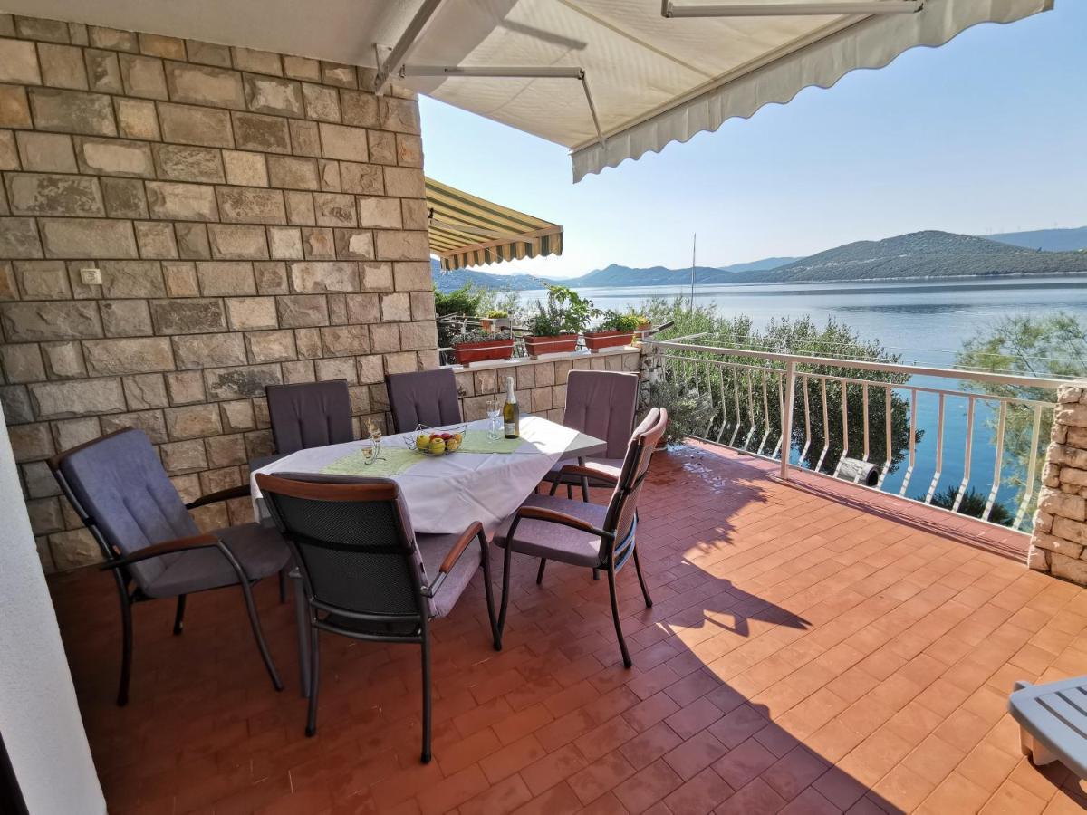 Apartments Ljiljana Клек Екстериор снимка