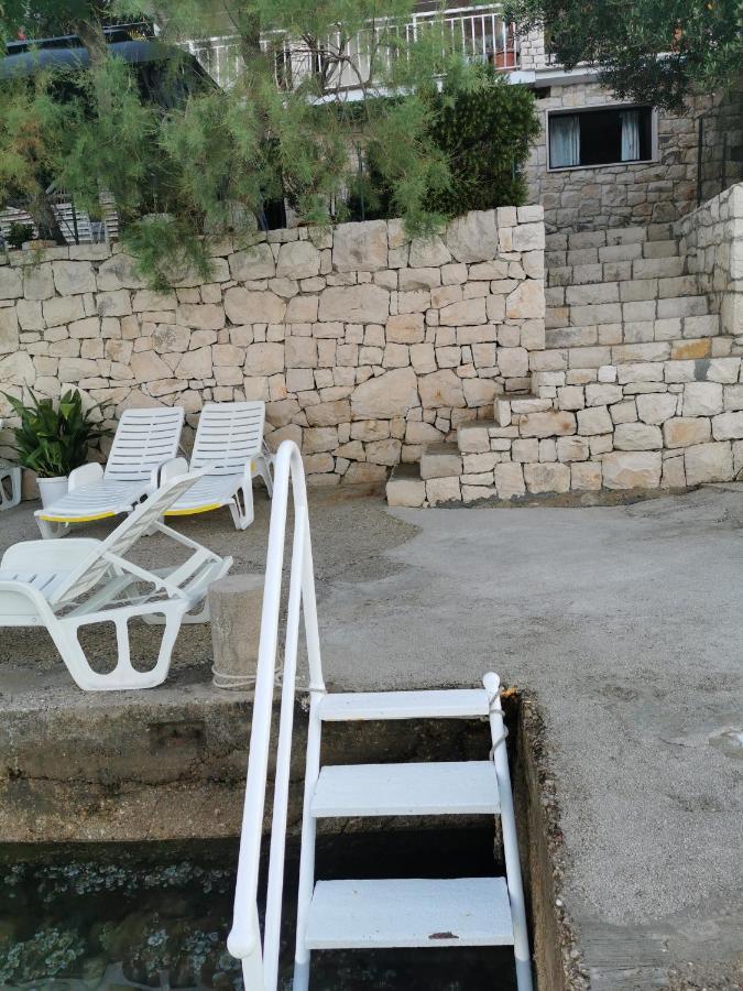Apartments Ljiljana Клек Екстериор снимка