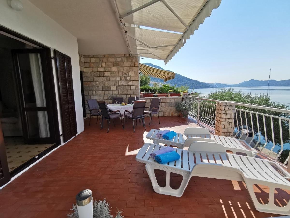 Apartments Ljiljana Клек Екстериор снимка