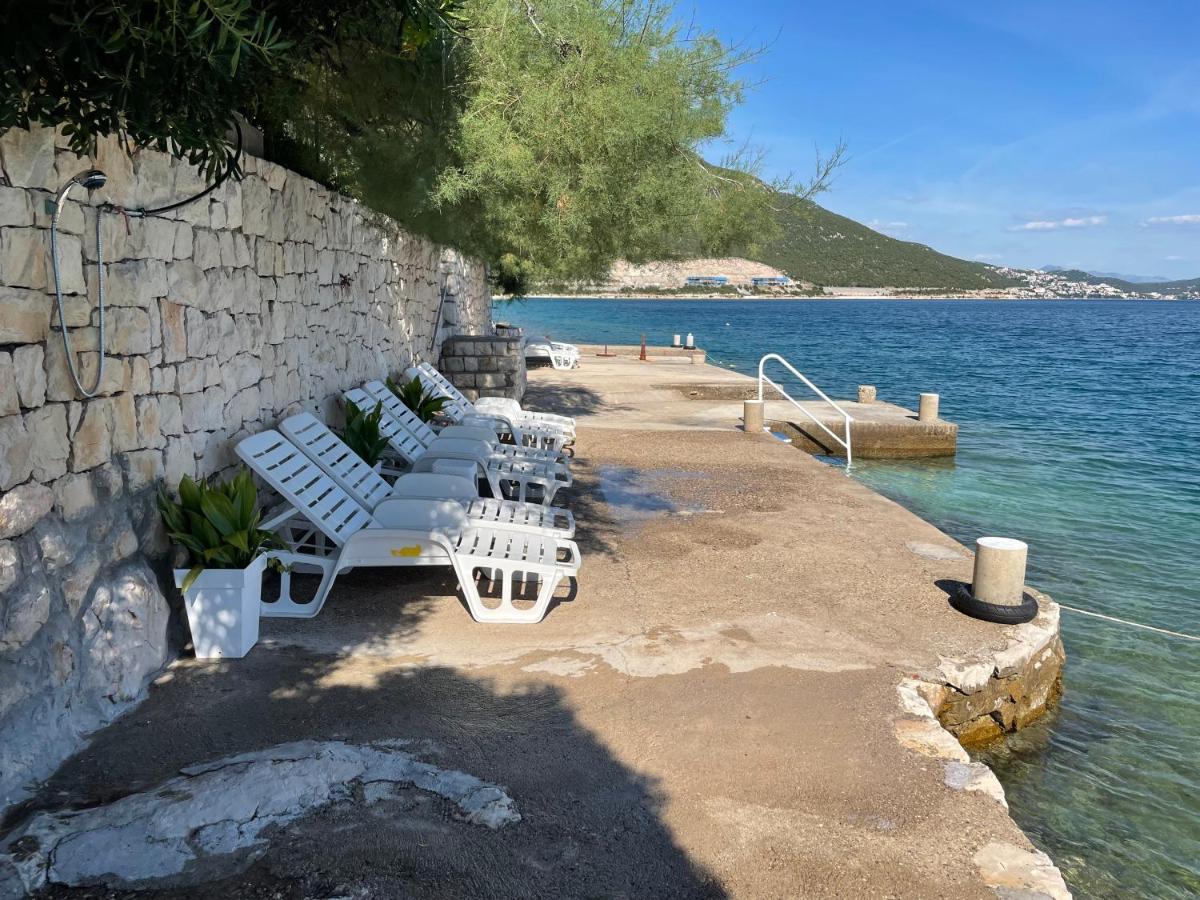 Apartments Ljiljana Клек Екстериор снимка