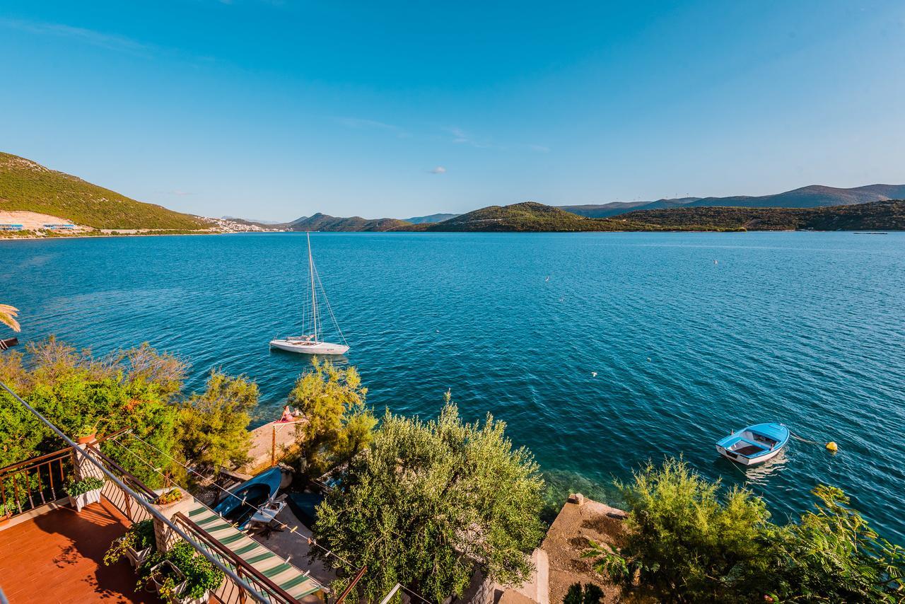 Apartments Ljiljana Клек Екстериор снимка